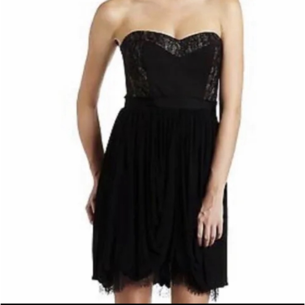 🖤BCBG “Kore” Little Black & Gold Lace Strapless Dress🖤